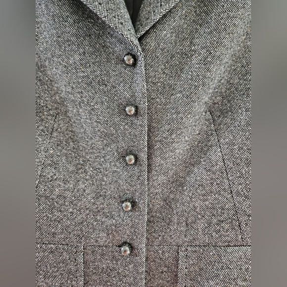 Ann Taylor Tweed Jacket (size 4) - Picture 2 of 7